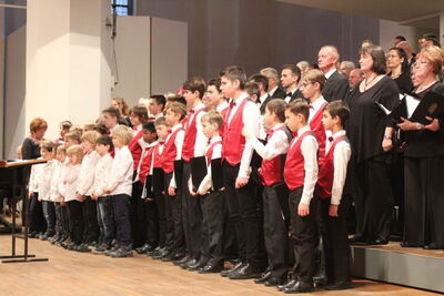 Siegfried Matthus, Michaela Kaune, Robert Koller - Das Foto zeigt die Mitwirkenden bei der Uraufführung